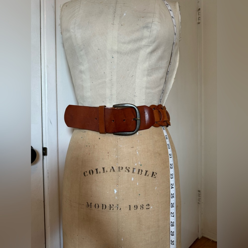 CLOSET CLEAR OUT: Vintage Cognac Leather Belt